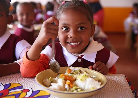 L’alimentation en milieu scolaire : quelles solutions pour nos enfants ?